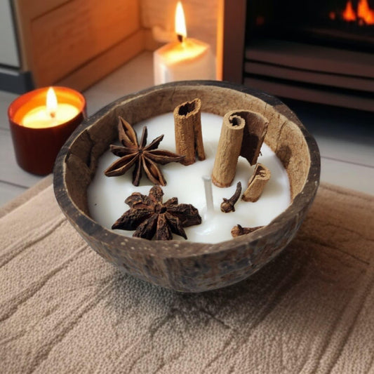 Cinnamon Roll Cocoshell Soy Wax Candle - WOODSONS INTERIOR