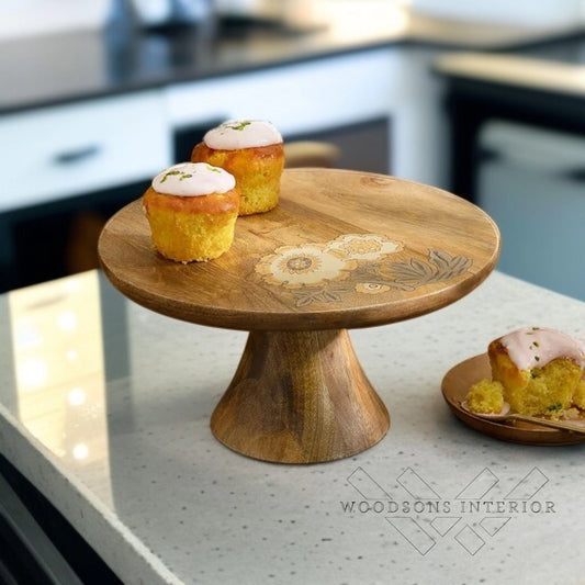 Fleur D'or Cake Stand